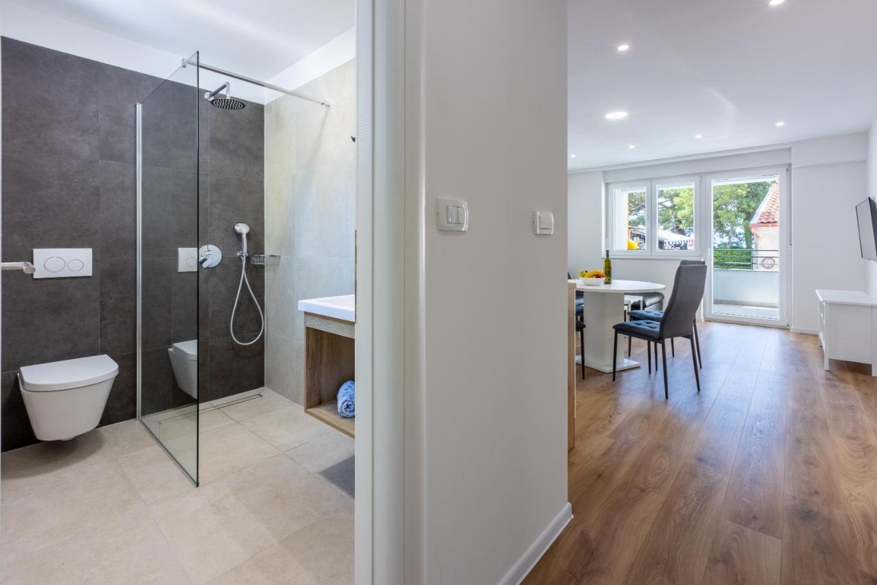 Luxury Apartments Lovorka 1 & 2**** Selce Exteriör bild