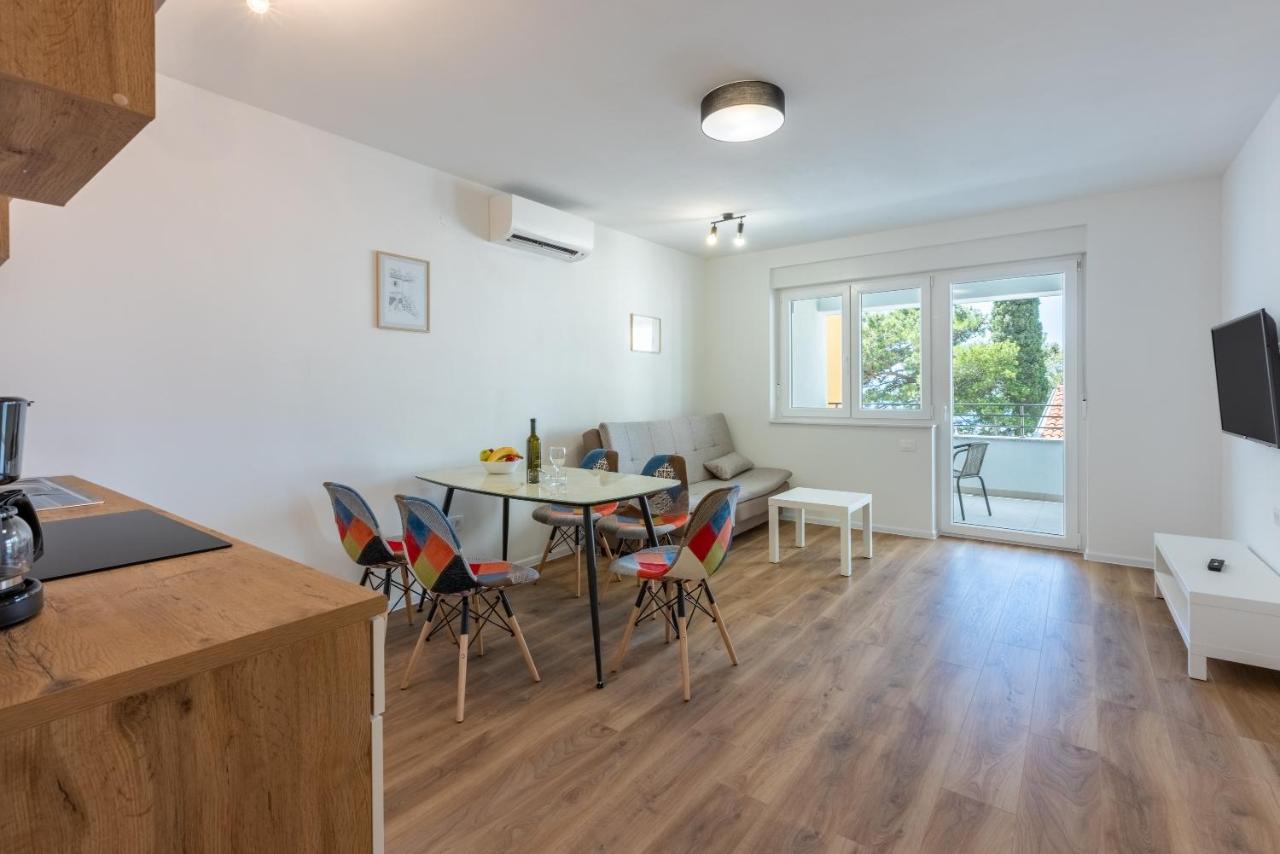 Luxury Apartments Lovorka 1 & 2**** Selce Exteriör bild
