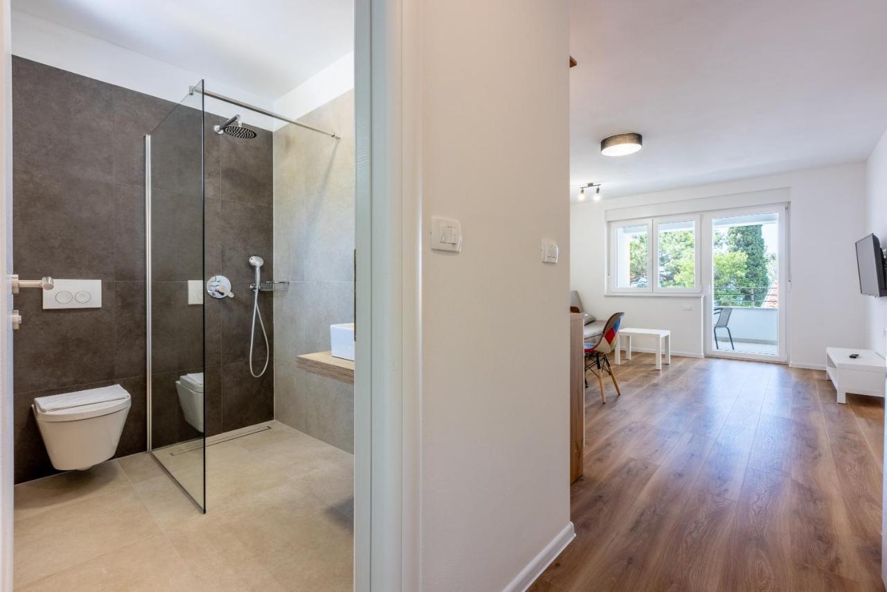 Luxury Apartments Lovorka 1 & 2**** Selce Exteriör bild
